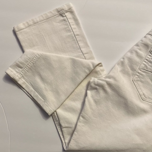 Candies, size 5, white jeans, straight leg - Picture 2 of 8